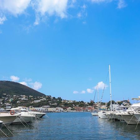 Appartamento Panoramico La Rosa Dei Venti-Libeccio อีสเกีย ภายนอก รูปภาพ