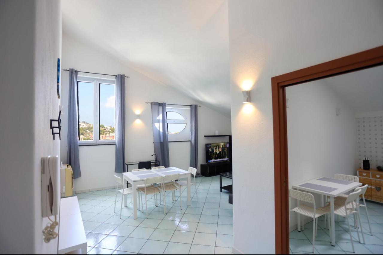 Appartamento Panoramico La Rosa Dei Venti-Libeccio อีสเกีย ภายนอก รูปภาพ